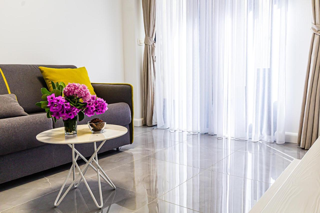 Miramare Apartments Przno מראה חיצוני תמונה