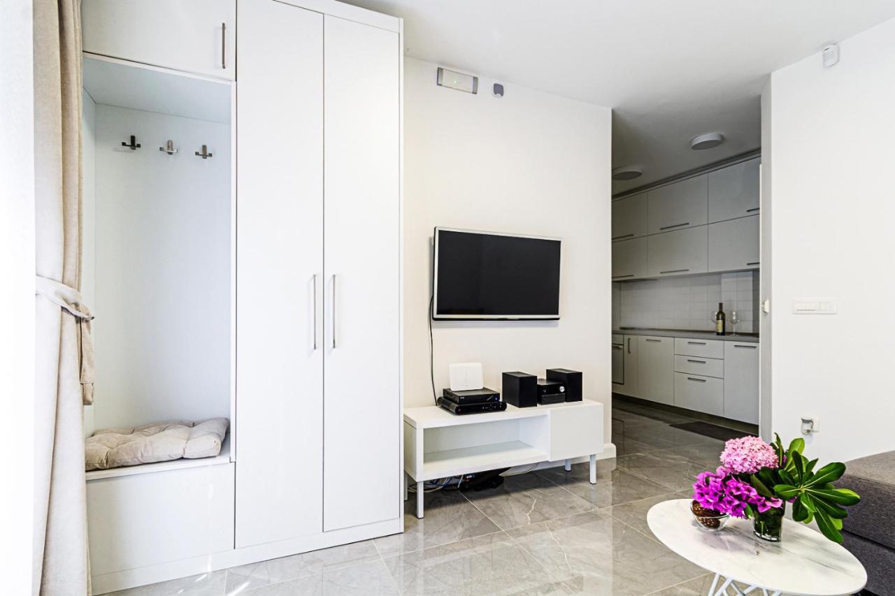 Miramare Apartments Przno מראה חיצוני תמונה