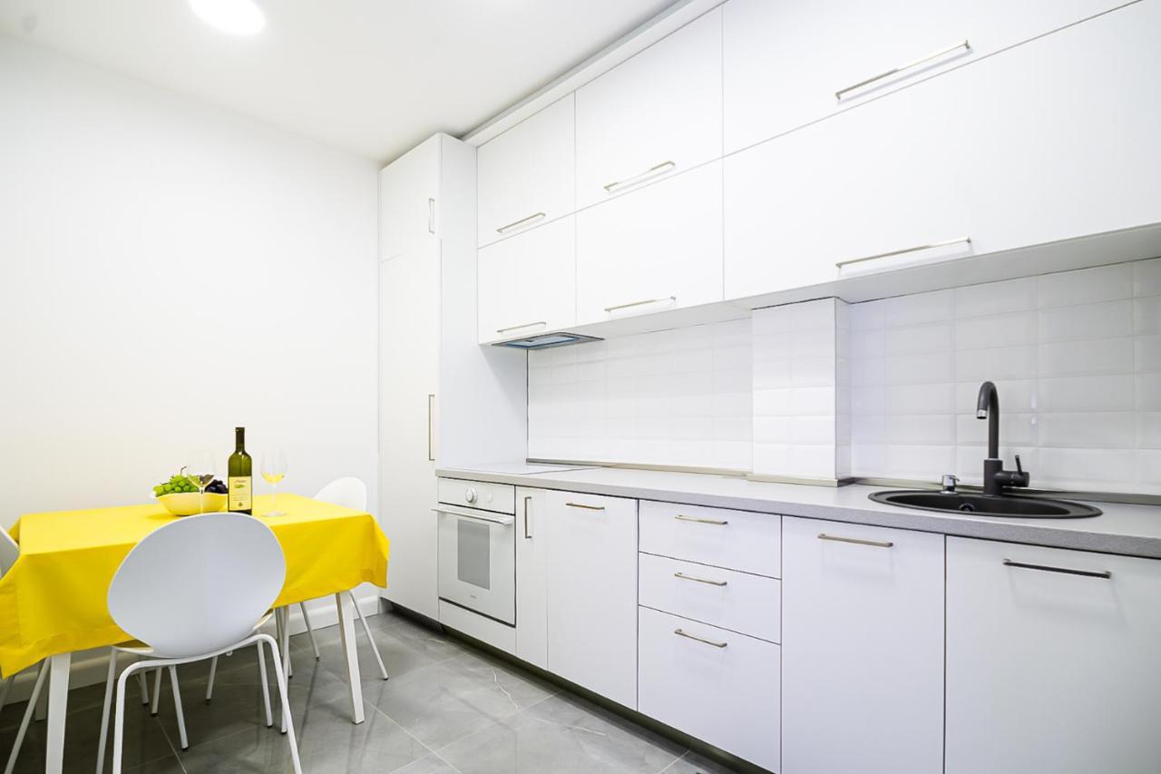 Miramare Apartments Przno מראה חיצוני תמונה
